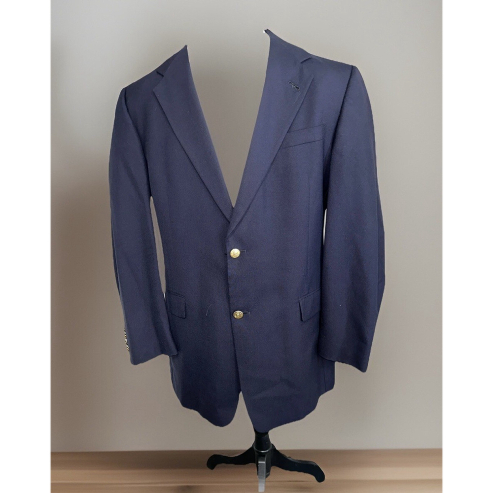 Hart Schaffner Marx 43L Navy With Gold Toned Button Vented Jacket